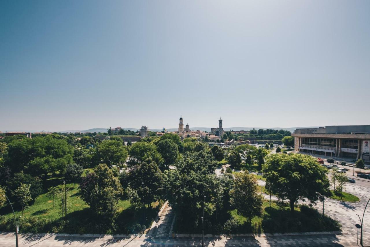 Penthouse Anairam Appartement Alba Iulia Buitenkant foto